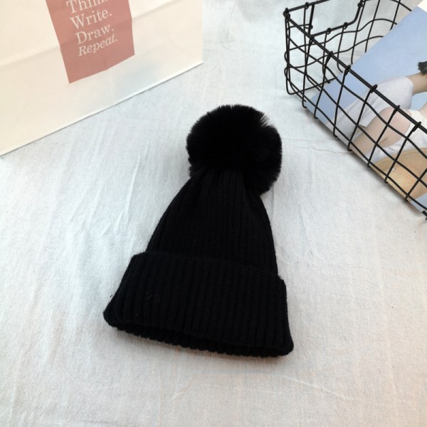Женская теплая вязанная шапка с помпоном - Black chrm-4386 Черная