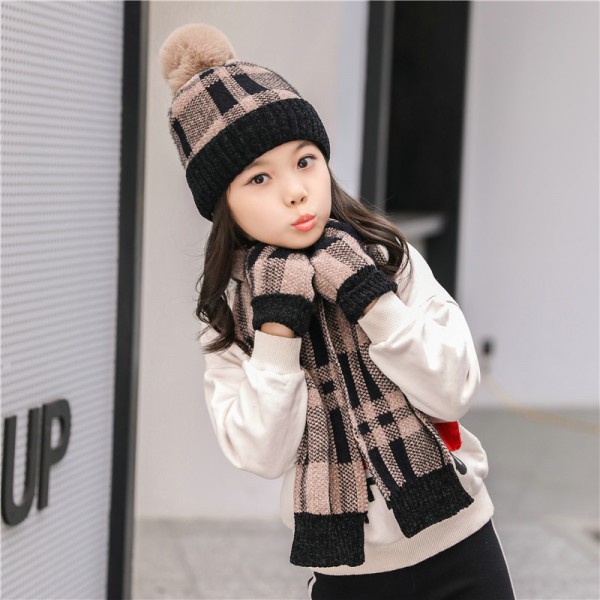 Детский комплект шапка + шарфик  - Nordic style  M-195300260 Хаки
