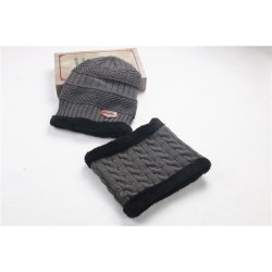 Детский комплект шапка + шарфик  - однотонный Knitted M-000547 Серый