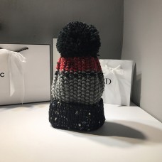 Женская теплая шапка с помпоном - BLACK chrm-5156 Черная